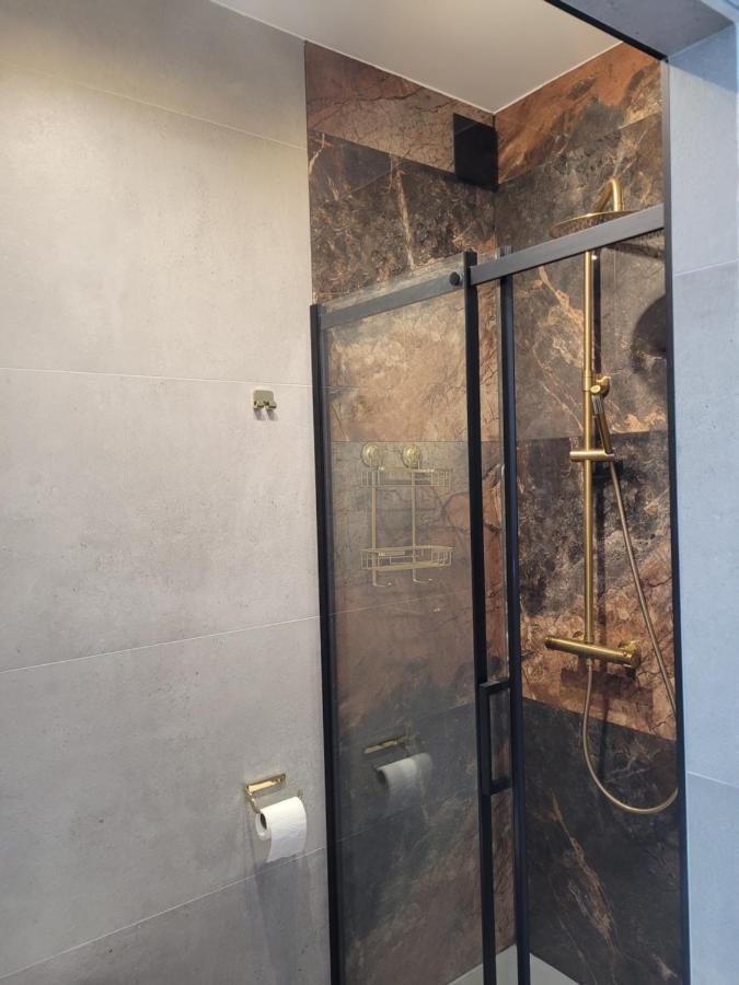 Apartament Turystyczny Z Widokiem Na Jezioro Charzykowy Luaran gambar